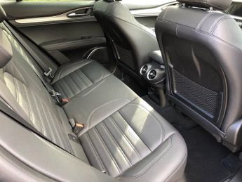 ALFA ROMEO STELVIO 2.0 TB MILANO EDIZIONE 5d 277 BHP