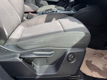 AUDI Q2 1.5 TFSI CoD 35 Sport SUV 5dr Petrol S Tronic Euro 6 (s/s) (150 