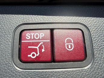 MERCEDES-BENZ GLC 2.1 GLC250d AMG Line (Premium) SUV 5dr Diesel G-Tronic+ 4MATIC E