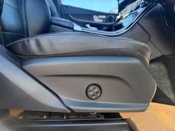 MERCEDES-BENZ GLC 2.1 GLC250d AMG Line (Premium) SUV 5dr Diesel G-Tronic+ 4MATIC E
