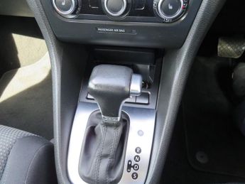 VOLKSWAGEN GOLF 1.4 TSI SE Hatchback 5dr Petrol DSG Euro 5 (122 ps)