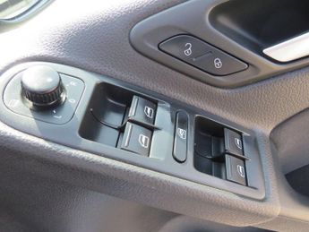 VOLKSWAGEN GOLF 1.4 TSI SE Hatchback 5dr Petrol DSG Euro 5 (122 ps)