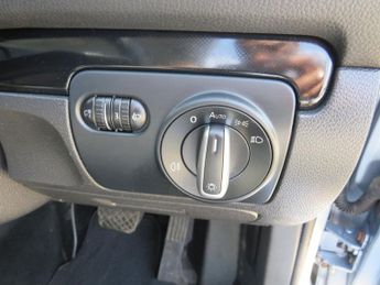 VOLKSWAGEN GOLF 1.4 TSI SE Hatchback 5dr Petrol DSG Euro 5 (122 ps)