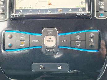 NISSAN LEAF 24kWh Acenta Hatchback 5dr Electric Auto (109 bhp)