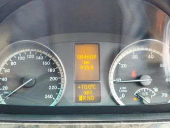MERCEDES-BENZ V-CLASS V350 AVANTGARDE EDITION 125 AUTO