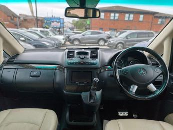 MERCEDES-BENZ V-CLASS V350 AVANTGARDE EDITION 125 AUTO