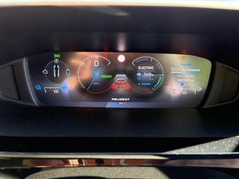PEUGEOT 308 SW 1.6 12.4kWh Allure Premium Estate 5dr Petrol Plug-in Hybrid e-EA