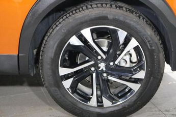 PEUGEOT E-2008 50kWh GT SUV 5dr Electric Auto (136 ps)
