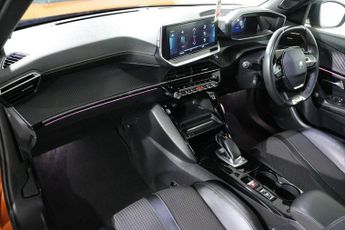 PEUGEOT E-2008 50kWh GT SUV 5dr Electric Auto (136 ps)