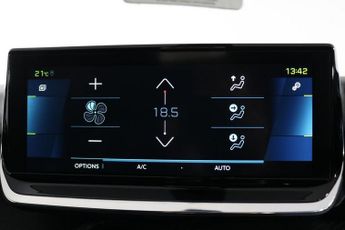 PEUGEOT E-2008 50kWh GT SUV 5dr Electric Auto (136 ps)