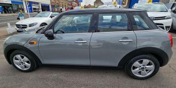 MINI HATCH AUTOMATIC 1.5 Cooper Hatchback 5dr Petrol Auto Euro 6 (s/s) (136