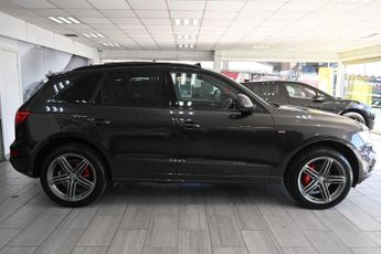AUDI Q5 2.0 TDI S line Plus SUV 5dr Diesel S Tronic quattro Euro 5 (s/s)
