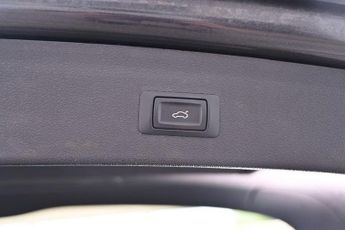 AUDI Q5 2.0 TDI S line Plus SUV 5dr Diesel S Tronic quattro Euro 5 (s/s)