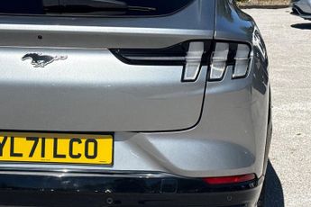 FORD MUSTANG MACH-E Standard Range 70kWh SUV 5dr Electric Automatic AWD (269 ps) 360