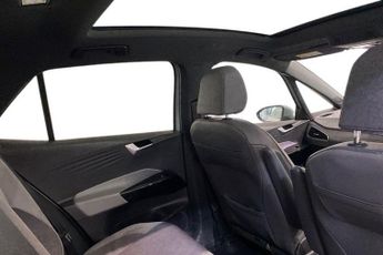 VOLKSWAGEN ID.3 Pro Performance 58kWh Family Hatchback 5dr Electric Auto (204 ps