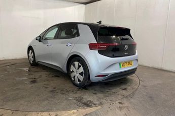 VOLKSWAGEN ID.3 Pro Performance 58kWh Family Hatchback 5dr Electric Auto (204 ps