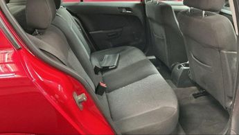 VAUXHALL ASTRA 1.4i 16v Active Hatchback 5dr Petrol Manual (146 g/km, 89 bhp)