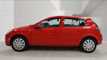 VAUXHALL ASTRA 1.4i 16v Active Hatchback 5dr Petrol Manual (146 g/km, 89 bhp)