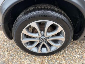 NISSAN JUKE 1.6 Tekna SUV 5dr Petrol XTRON Euro 6 (117 ps)