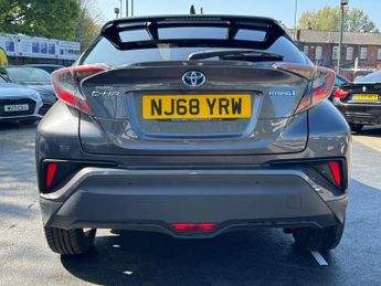 TOYOTA C-HR 1.8 VVT-h Dynamic SUV 5dr Petrol Hybrid CVT Euro 6 (s/s) (122 ps