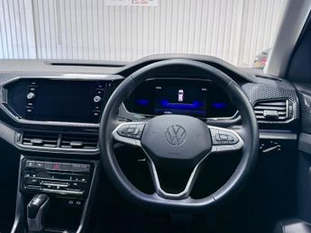 VOLKSWAGEN T-CROSS 1.0 TSI SEL SUV 5dr Petrol DSG Euro 6 (s/s) (110 ps)