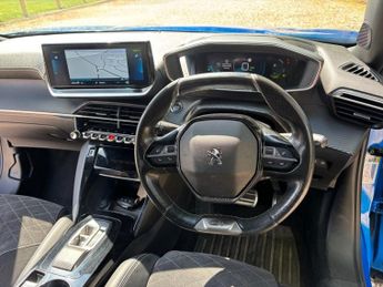 PEUGEOT E-2008 50kWh GT Premium SUV 5dr Electric Auto (136 ps)