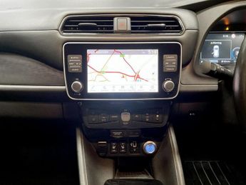 NISSAN LEAF 40kWh Tekna Hatchback 5dr Electric Auto (150 ps)