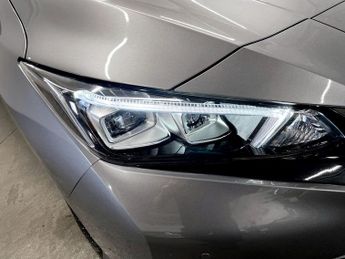 NISSAN LEAF 40kWh Tekna Hatchback 5dr Electric Auto (150 ps)