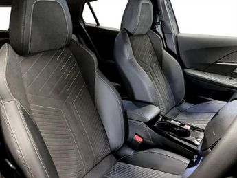 PEUGEOT E-2008 54kWh GT SUV 5dr Electric Auto (7kW Charger) (156 ps)