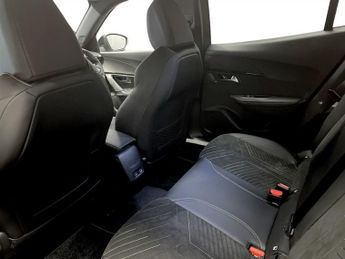 PEUGEOT E-2008 54kWh GT SUV 5dr Electric Auto (7kW Charger) (156 ps)