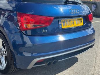AUDI A1 1.4 TFSI S line Sportback 5dr Petrol S Tronic Euro 5 (s/s) (122 