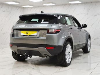 LAND ROVER RANGE ROVER EVOQUE 2.0 TD4 SE Tech SUV 5dr Diesel Auto 4WD Euro 6 (s/s) (180 ps)