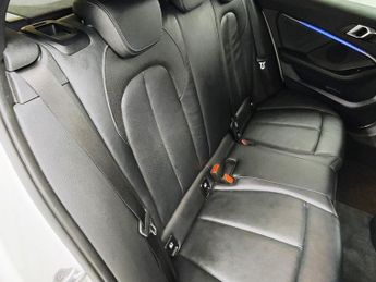 BMW 1 SERIES 1.5 118i M Sport Hatchback 5dr Petrol DCT Euro 6 (s/s) (140 ps)