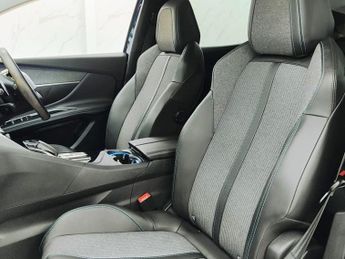 PEUGEOT 3008 1.2 PureTech Allure Premium SUV 5dr Petrol EAT Euro 6 (s/s) (130