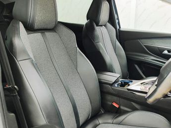 PEUGEOT 3008 1.2 PureTech Allure Premium SUV 5dr Petrol EAT Euro 6 (s/s) (130