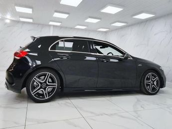MERCEDES-BENZ A-CLASS 2.0 A35 AMG (Executive) Hatchback 5dr Petrol SpdS DCT 4MATIC Eur