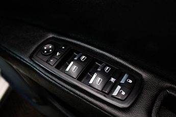 MASERATI GHIBLI 3.0D V6 Saloon 4dr Diesel ZF Euro 5 (s/s) (275 ps)