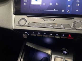 PEUGEOT 308 1.2 PureTech Active Premium Hatchback 5dr Petrol EAT Euro 6 (s/s