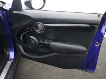 MINI HATCH 1.5 Cooper Hatchback 5dr Petrol Steptronic Euro 6 (s/s) (136 ps)