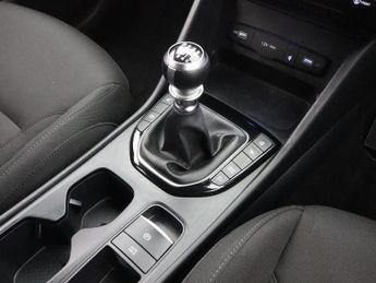 HYUNDAI TUCSON 1.6 T-GDi Premium SUV 5dr Petrol Manual Euro 6 (s/s) (150 ps)