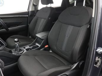 HYUNDAI TUCSON 1.6 T-GDi Premium SUV 5dr Petrol Manual Euro 6 (s/s) (150 ps)