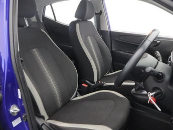 HYUNDAI I10 1.0 SE Connect Hatchback 5dr Petrol Auto Euro 6 (s/s) (67 ps)