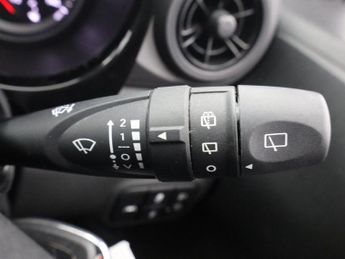 HYUNDAI I10 1.0 SE Connect Hatchback 5dr Petrol Auto Euro 6 (s/s) (67 ps)