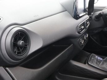 HYUNDAI I10 1.0 SE Connect Hatchback 5dr Petrol Auto Euro 6 (s/s) (67 ps)