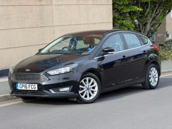 Ford Focus 1.0T EcoBoost Titanium Hatchback 5dr Petrol Manual Euro 6 (s/s) 