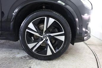 VOLVO XC90 2.0 B5 MHEV Plus Auto 4WD Euro 6 (s/s) 5dr