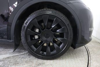 TESLA MODEL Y (Dual Motor) Long Range Auto 4WDE 5dr
