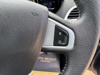 RENAULT MEGANE 1.5 dCi Dynamique TomTom Sport Tourer 5dr Diesel EDC Euro 5 (110