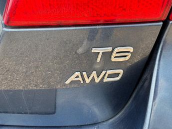 VOLVO V70 3.0 T6 SE Sport Estate 5dr Petrol Geartronic AWD Euro 4 (285 ps)