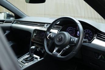 VOLKSWAGEN ARTEON 2.0 TSI R-Line Fastback 5dr Petrol DSG Euro 6 (s/s) (190 ps)